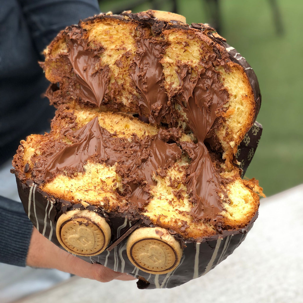 Panettone Artigianale Nutella Biscuits Farcito con Nutella Biscuits (1.2kg)